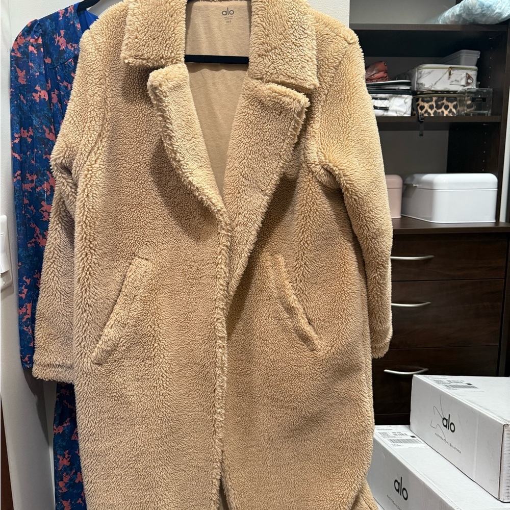 ALO Yoga Tan Teddy Jacket trench coat women’s size XXS - Picture 2 of 4